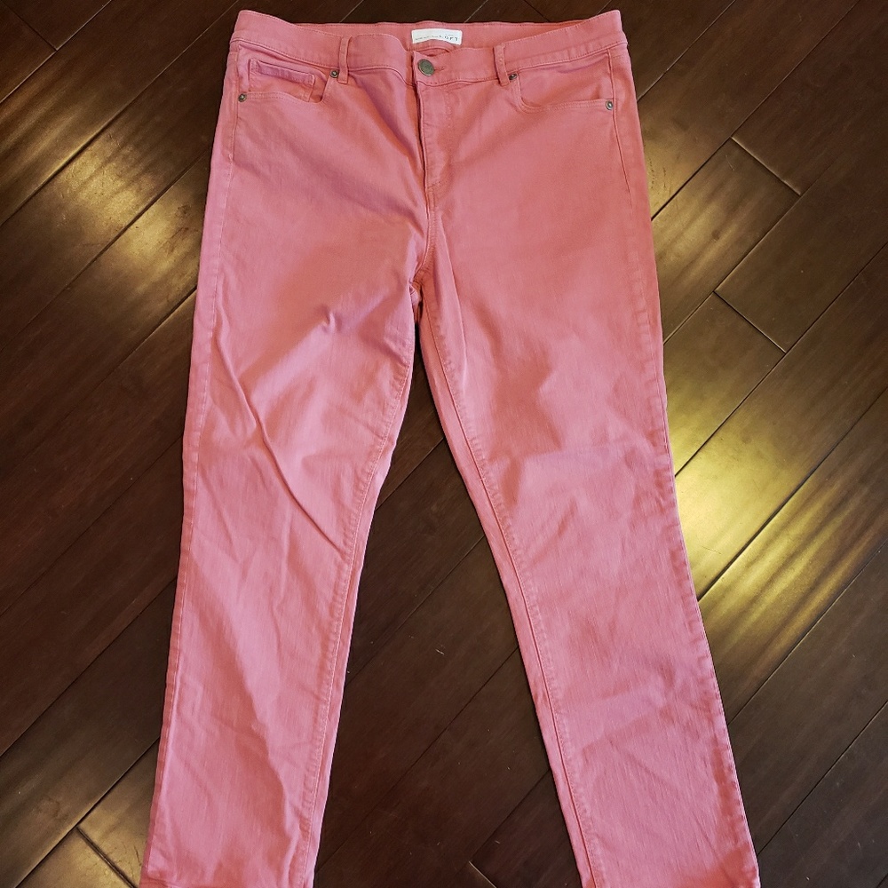 Ann Taylor Loft Capris